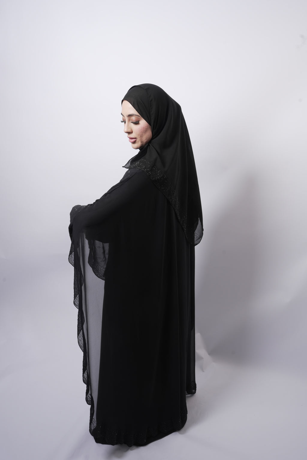 Serene Cape Black
