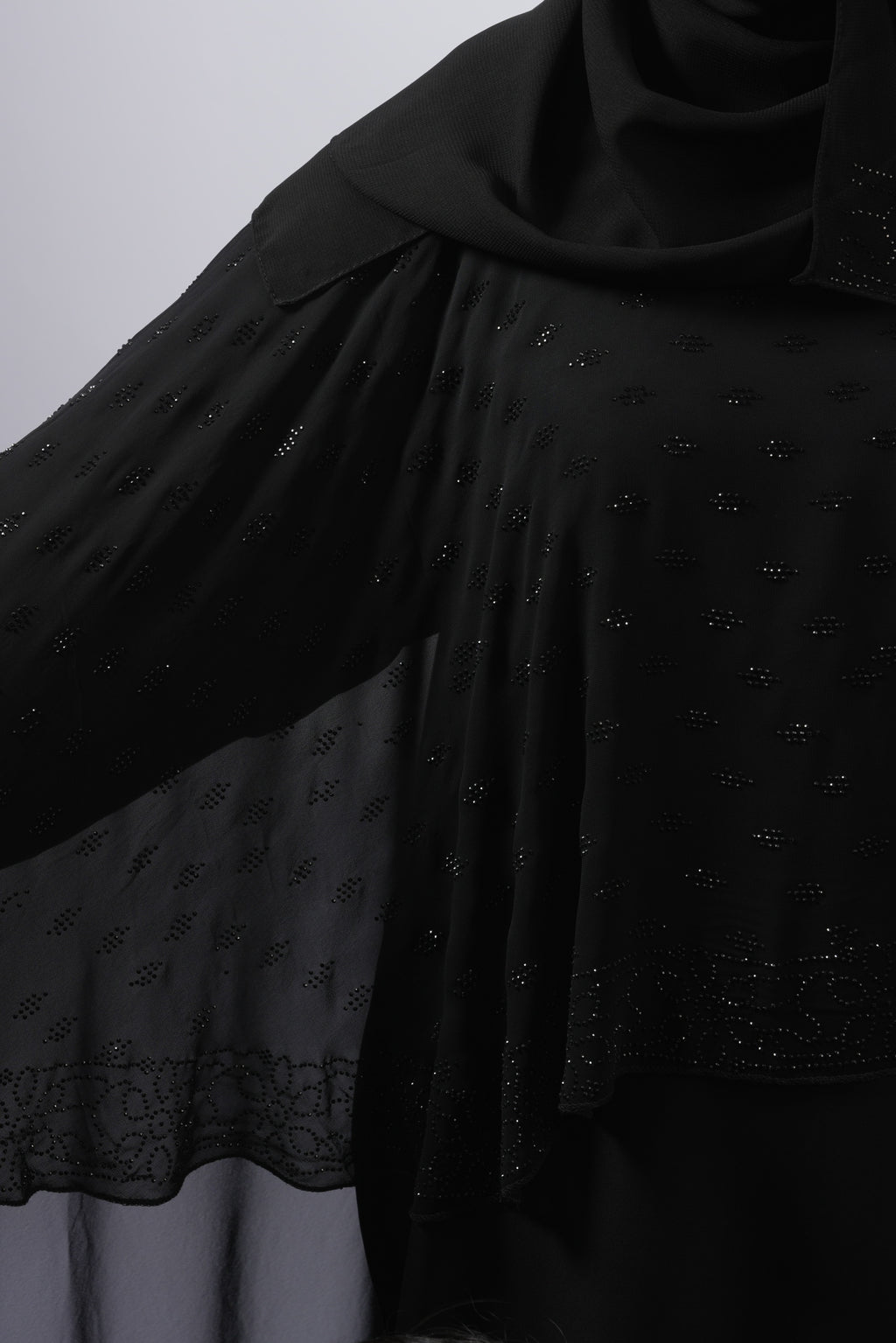 Serene Cape Black