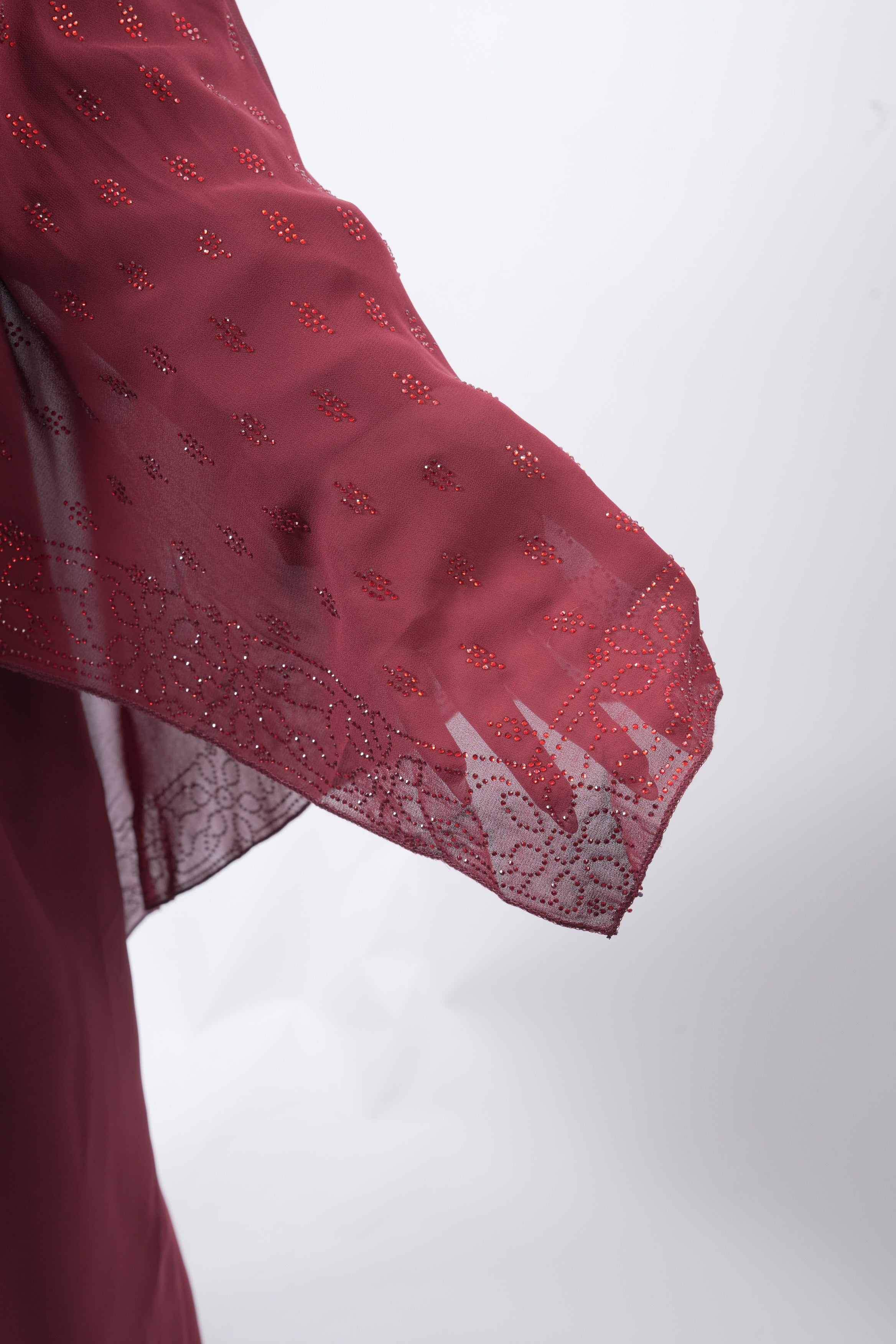 Serene Cape Red