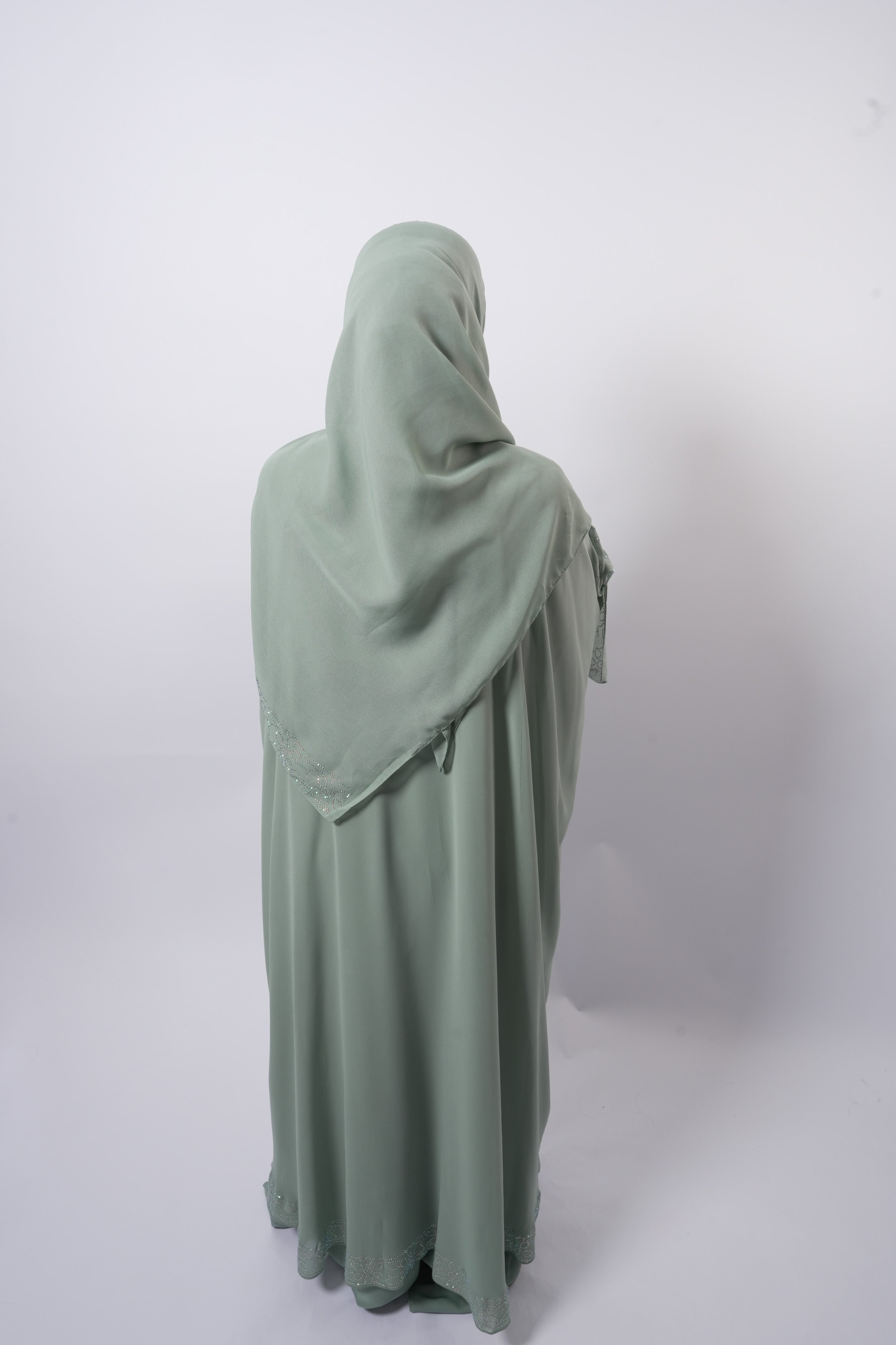 Serene Cape Mint