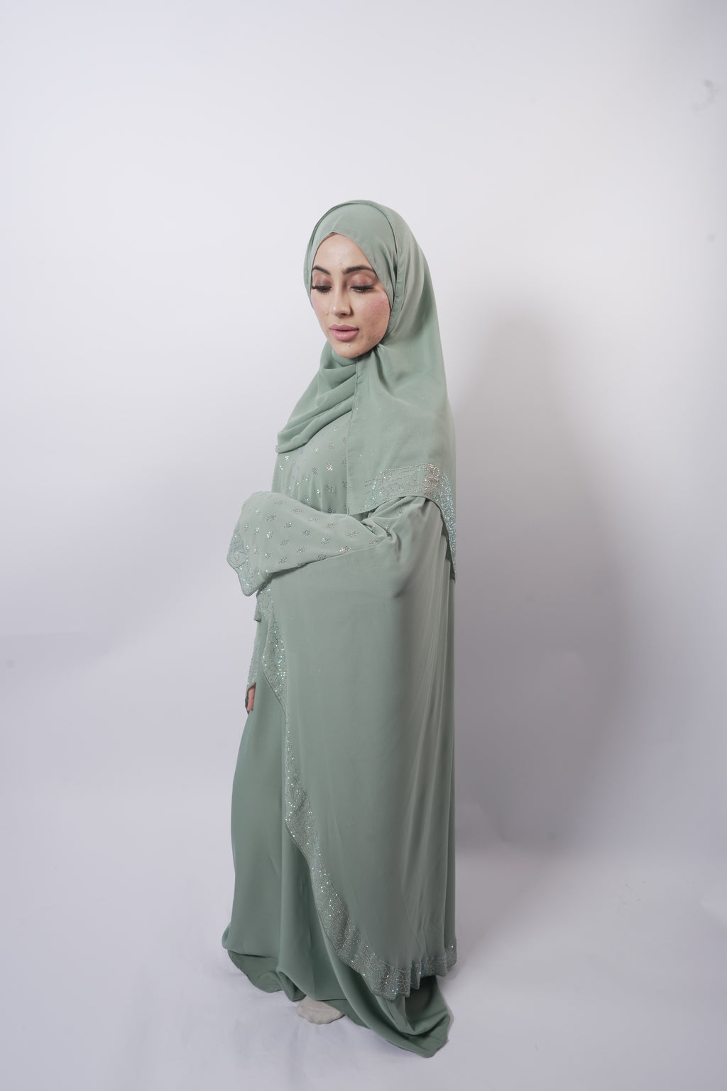 Serene Cape Mint