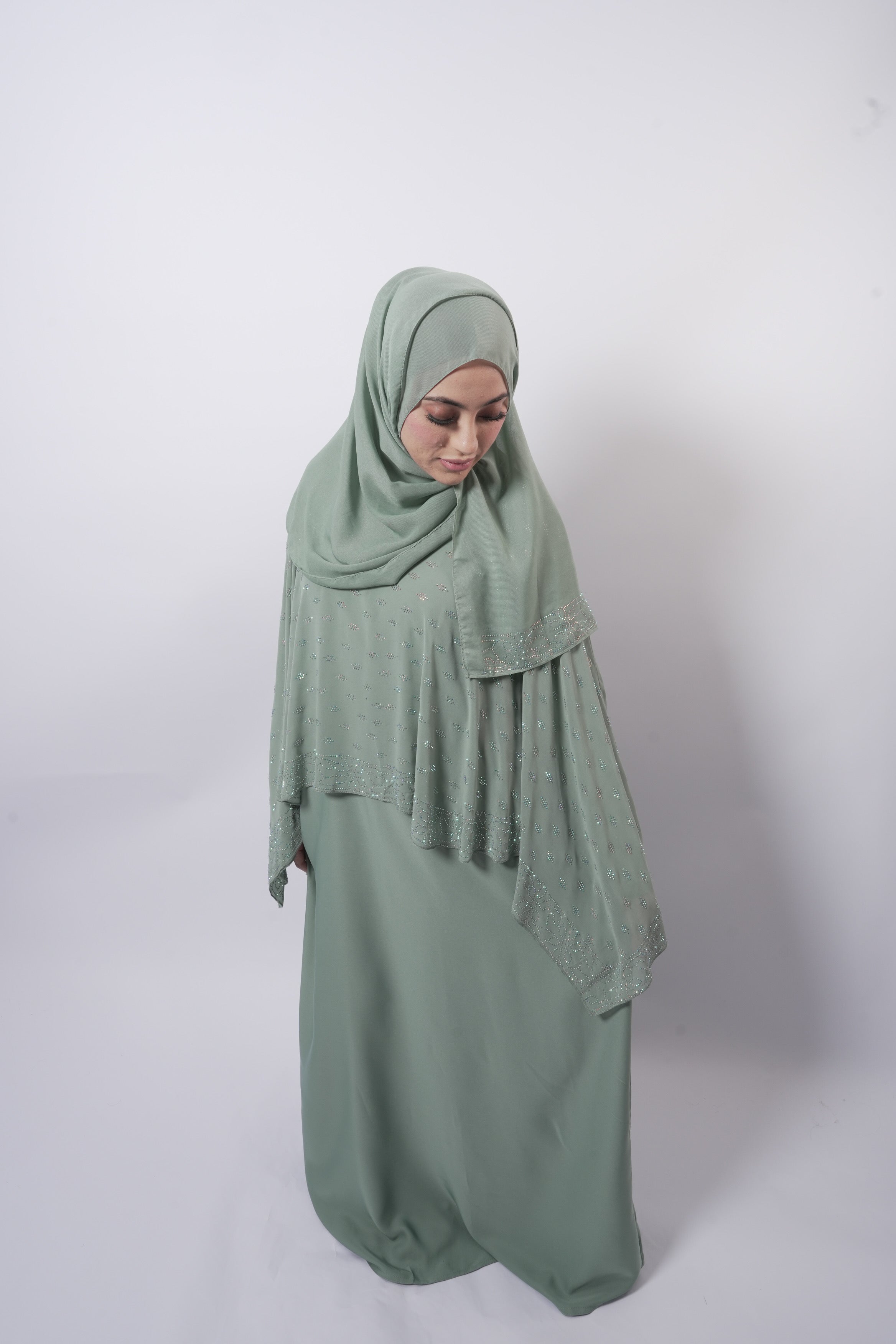 Serene Cape Mint