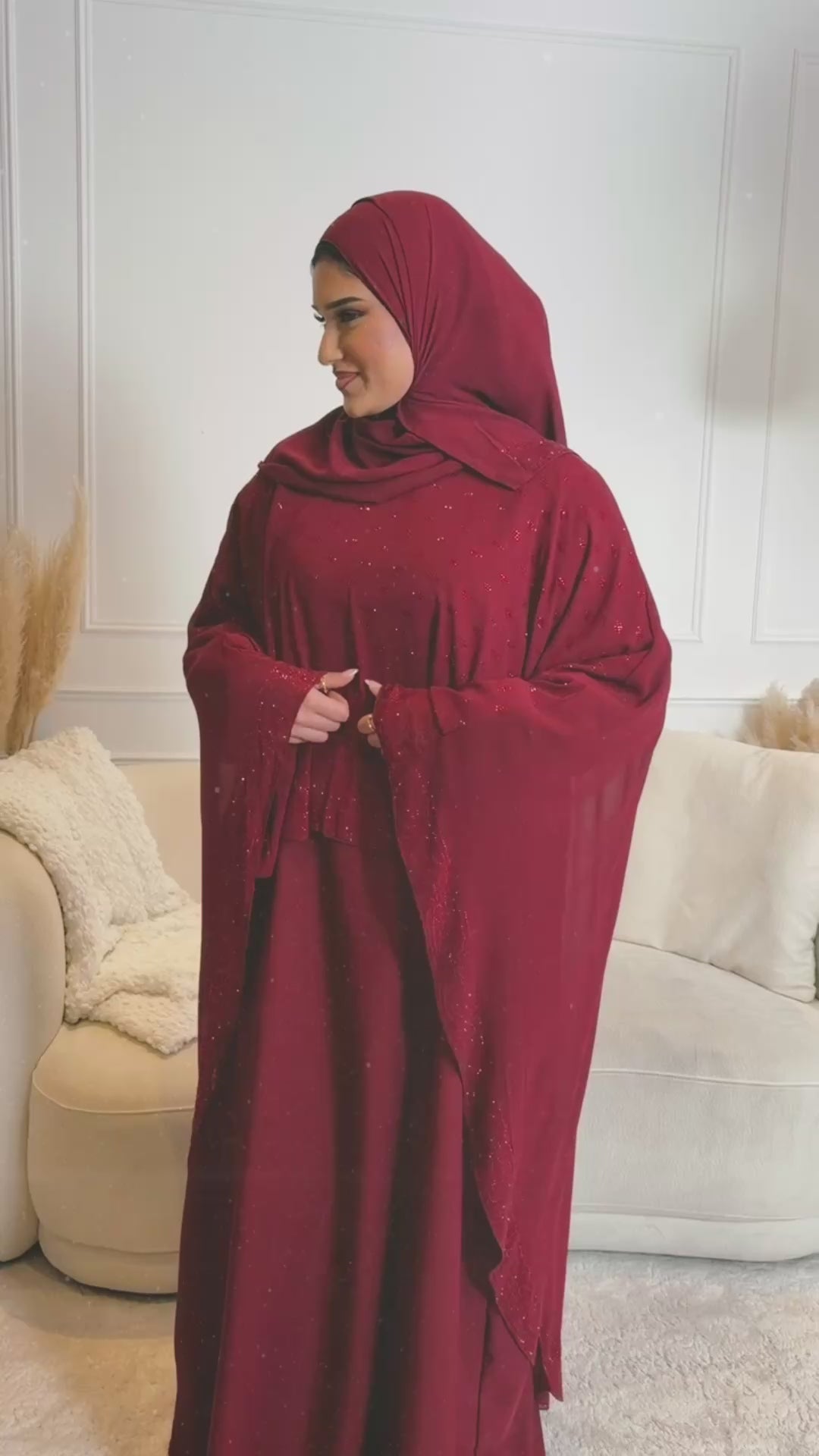 Serene Cape Red